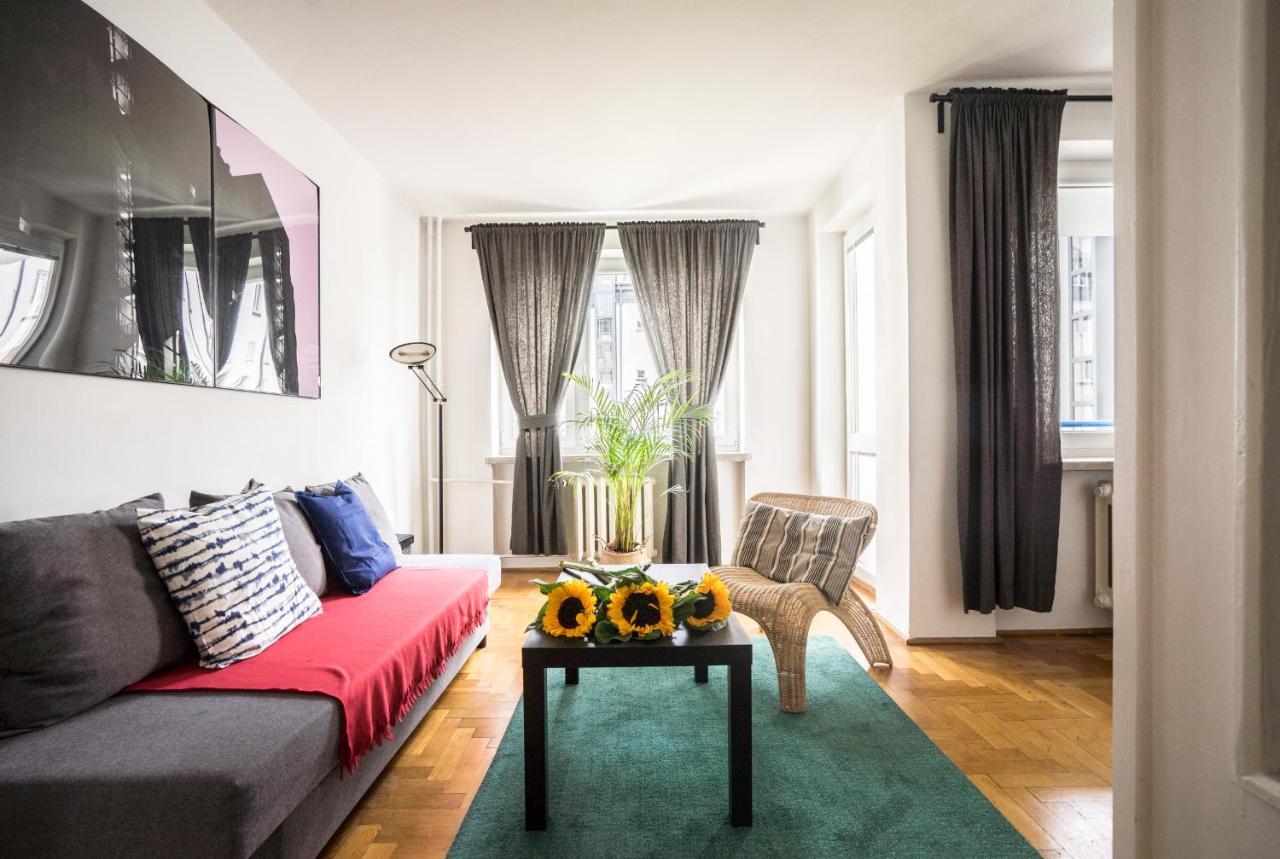 Oomph Warsaw Central 3-Bedroom Flat エクステリア 写真