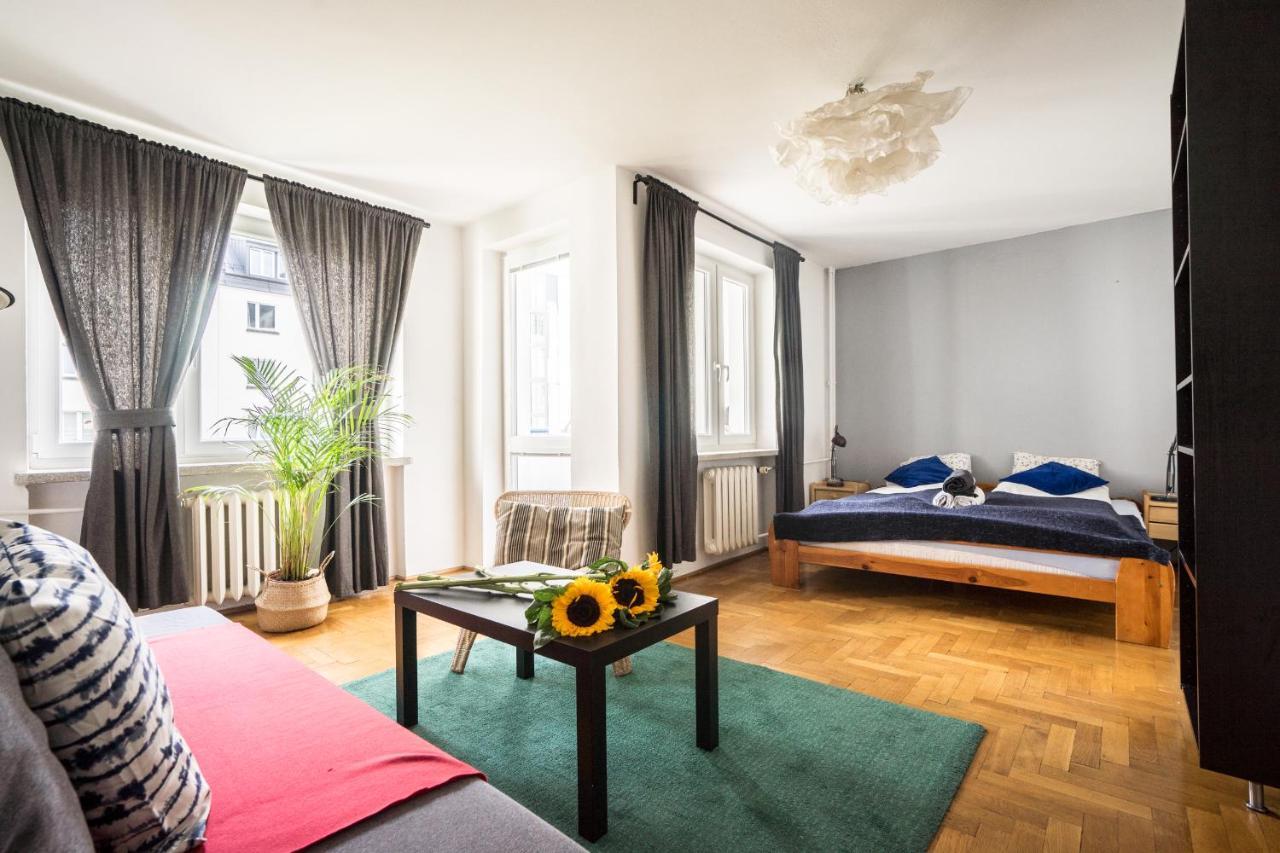 Oomph Warsaw Central 3-Bedroom Flat エクステリア 写真