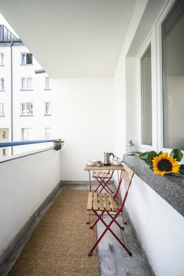 Oomph Warsaw Central 3-Bedroom Flat エクステリア 写真