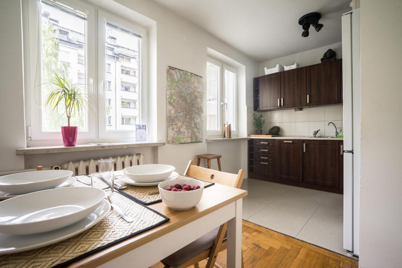 Oomph Warsaw Central 3-Bedroom Flat エクステリア 写真